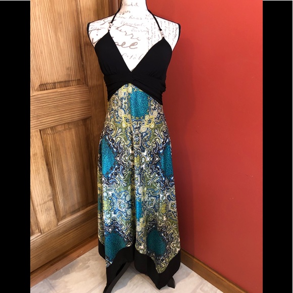 Dresses & Skirts - Long dress with hanker-chief style bottom.